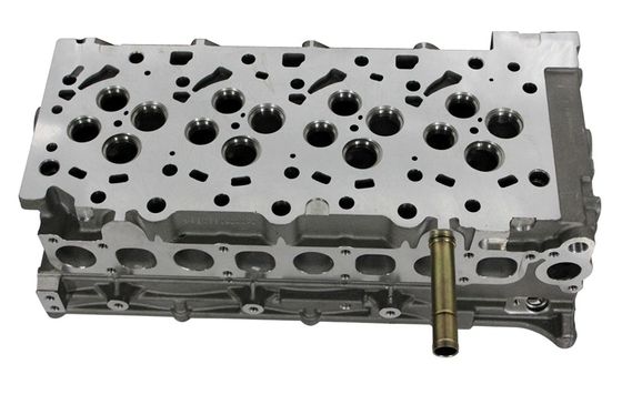 Brand New Cylinder Head Replacement For Hyundai D4CB Diesel Engine