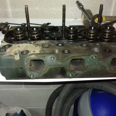 Machinery Excavator Engine Cylinder Head For Kubota D1703 Spare Parts